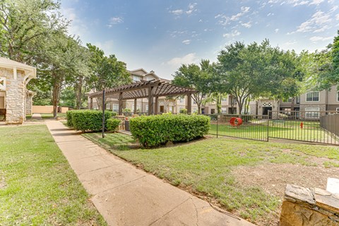 Walking Trail at The Brazos, Dallas