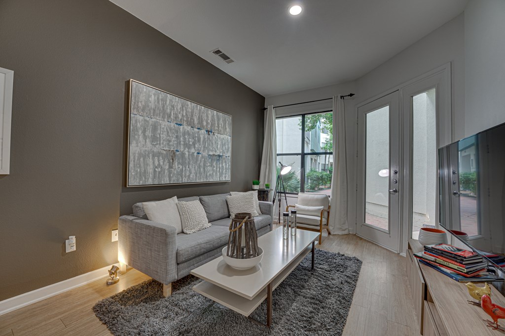 Lounge Area With TV at Vue Fitzhugh, Dallas, 75204