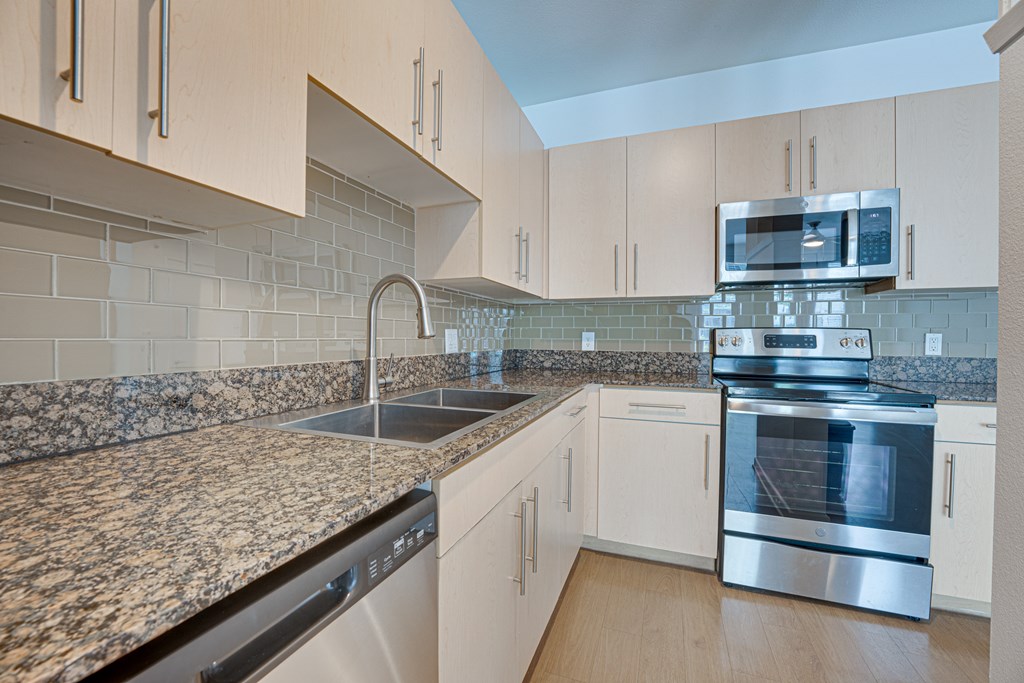 Stainless Steel Appliances at Vue Fitzhugh, Texas, 75204