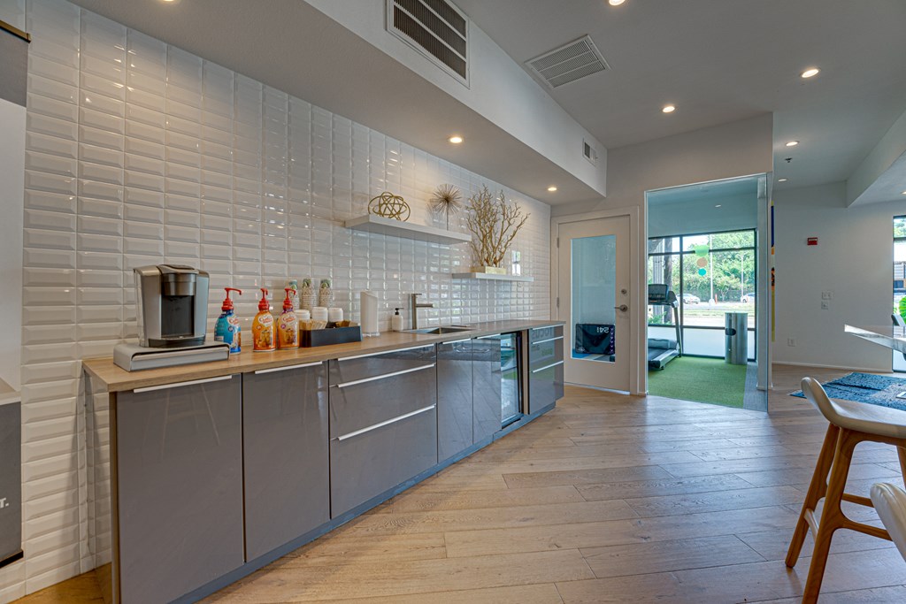 Coffee Bar at Vue Fitzhugh, Dallas, TX, 75204