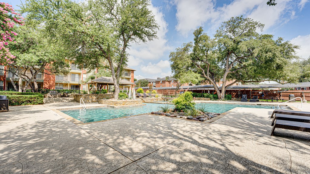 Poolside Landscape at Hunters Hill, Dallas, 75287