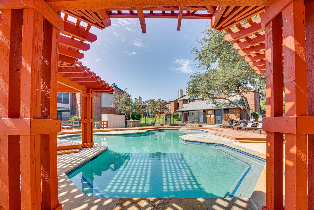 Swimming pool at Indian Creek Apartments, Carrollton, Texas