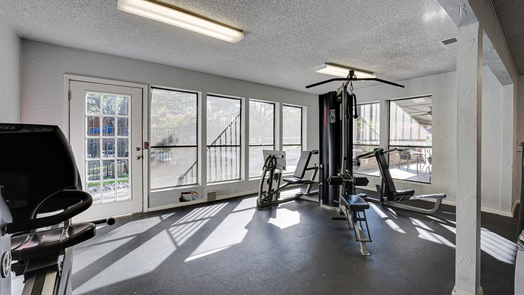 Fitness Center at Indian Creek Apartments, Carrollton, TX