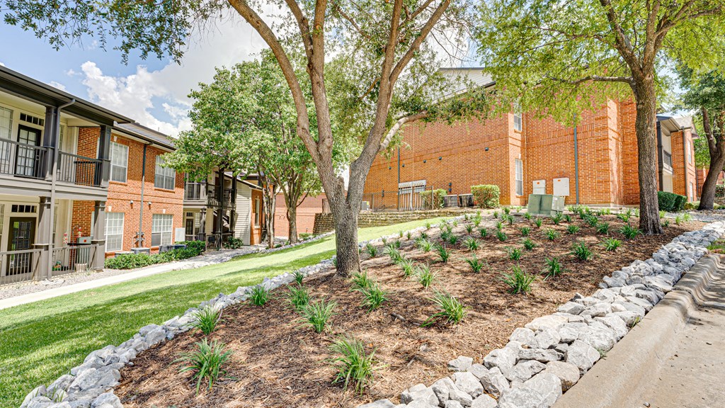 Courtyard View at Mason, Texas