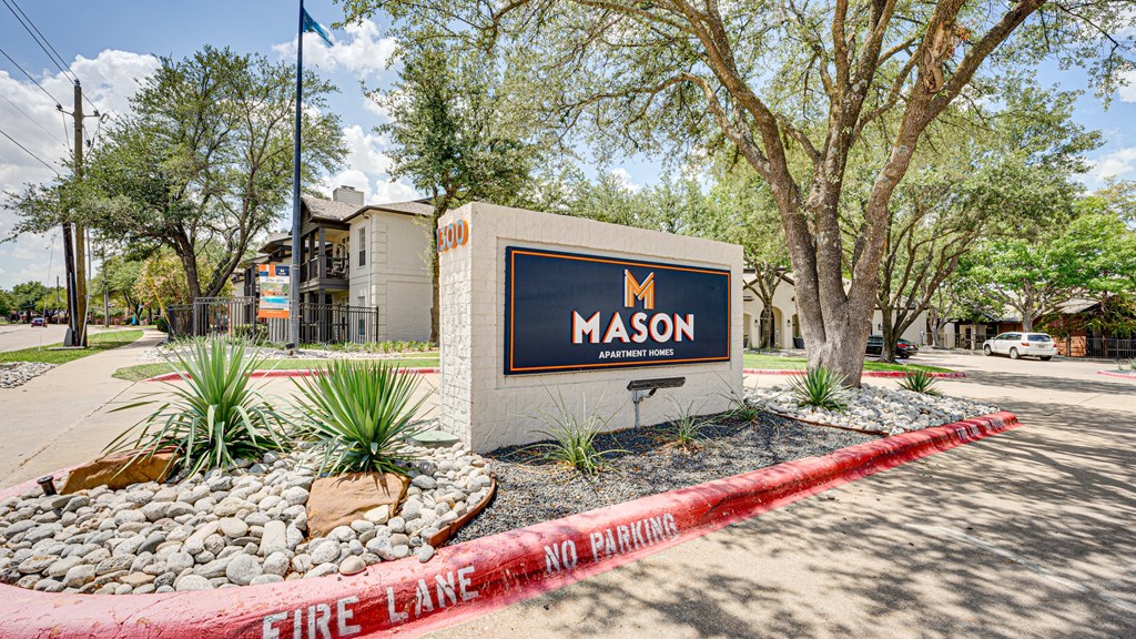 Property Signage at Mason, Texas, 75069