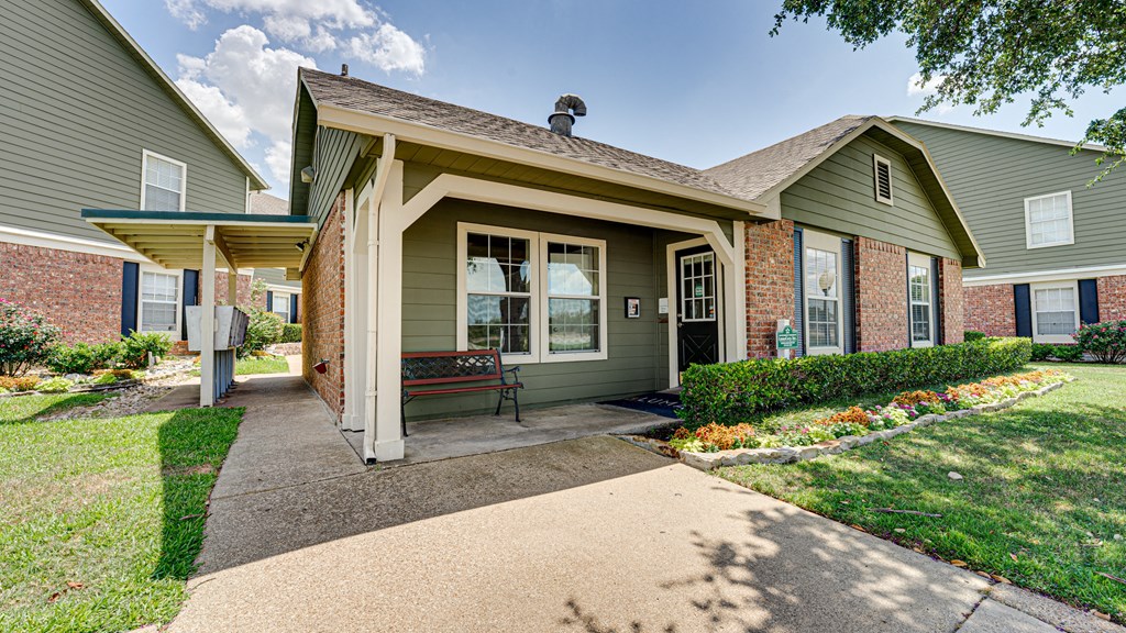 Entrance View at Arbors Of Corsicana, Corsicana