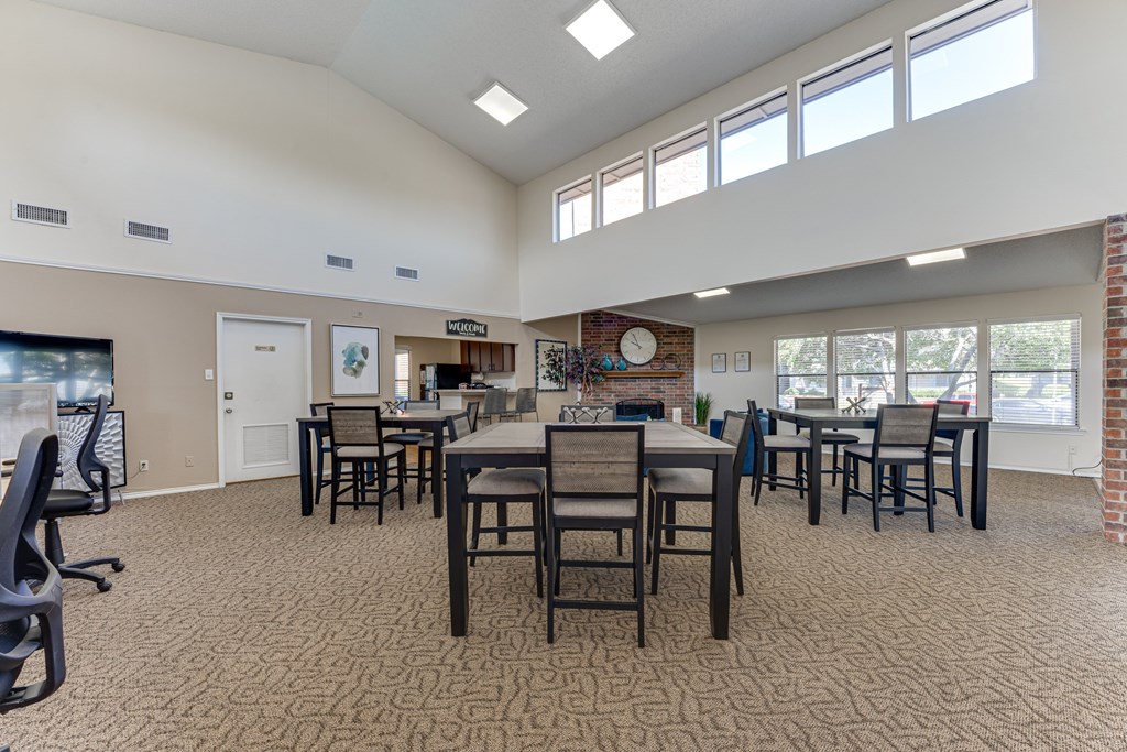 Common Room at Towne Centre Village, Mesquite