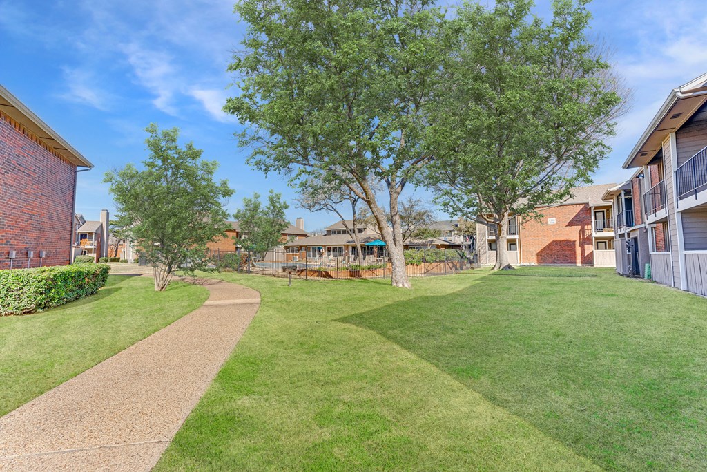 Green Space Walking Trail at Towne Centre Village, Mesquite, TX