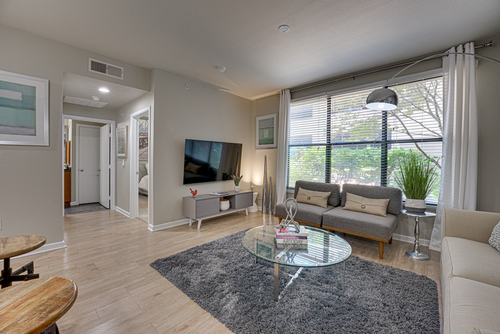 Living Room With TV at Vue Greenville, Dallas, TX, 75206