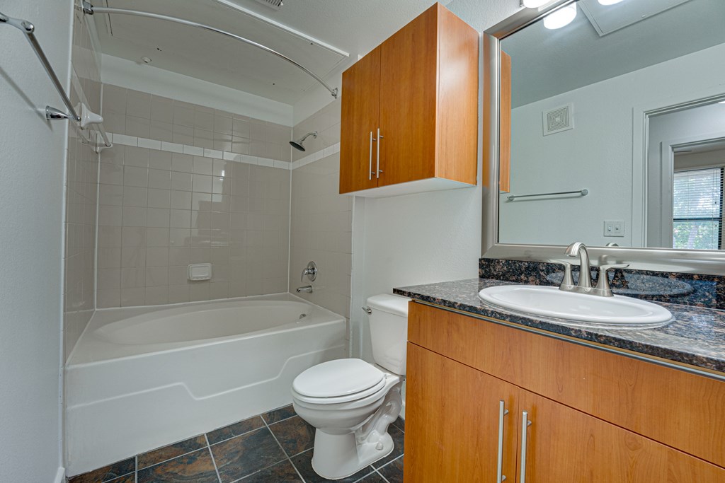 Bathroom With Bathtub at Vue Greenville, Texas, 75206