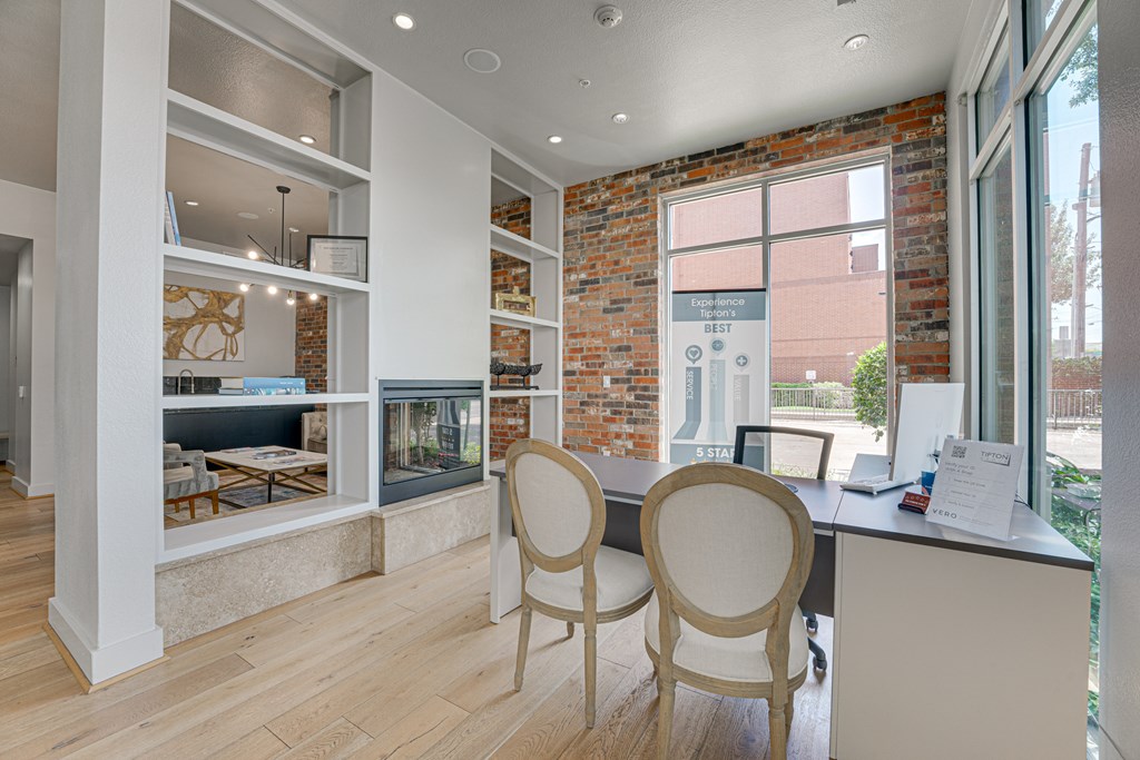 Leasing Office at Vue Greenville, Dallas