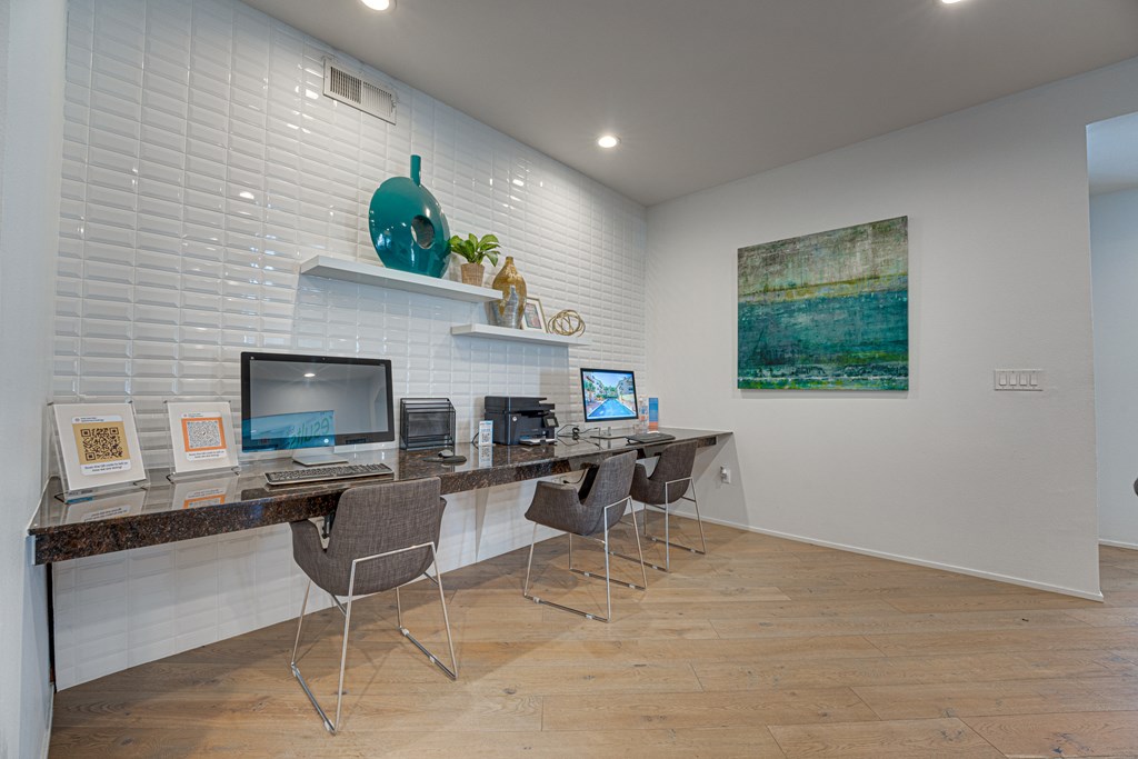 Business Center at Vue Live Oak, Dallas, Texas