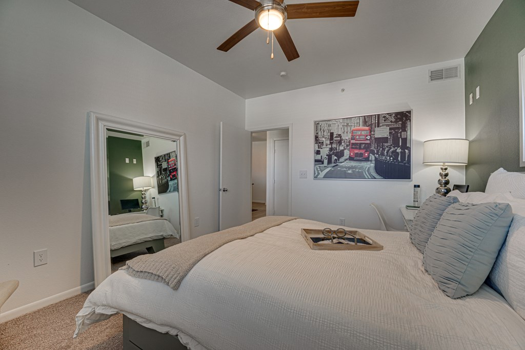 Large Bedroom at Vue Live Oak, Dallas