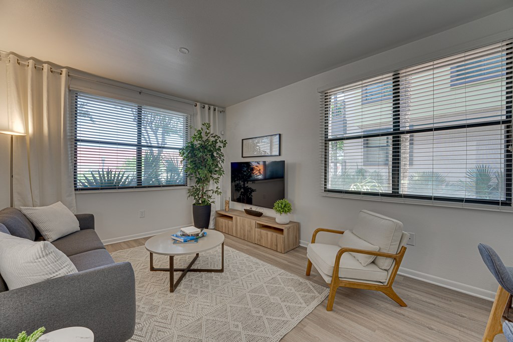 Living Area With TV at Vue Live Oak, Dallas, TX, 75204