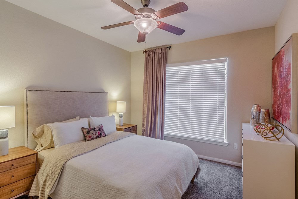 Gorgeous Bedroom at Wind Dance, Carrollton