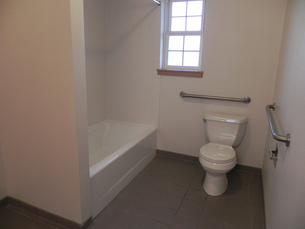 Road Runner Bathroom