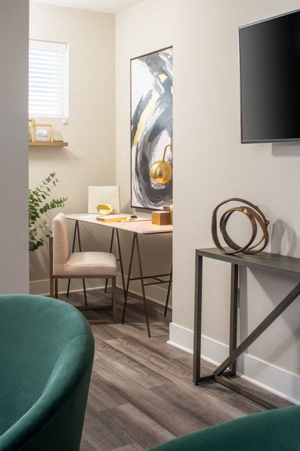 Broadmoor At Rivers Edge Apartments, 4141 River's Edge Pkwy, Council