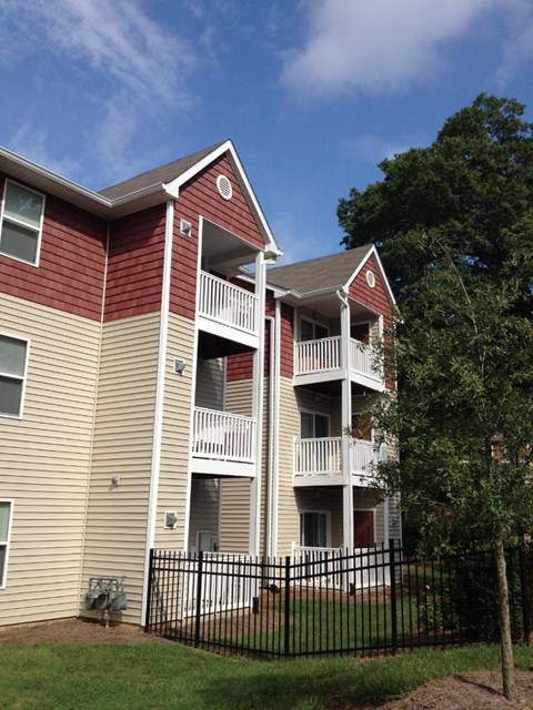 1707-104 Sumter Avenue 1-3 Beds Apartment for Rent