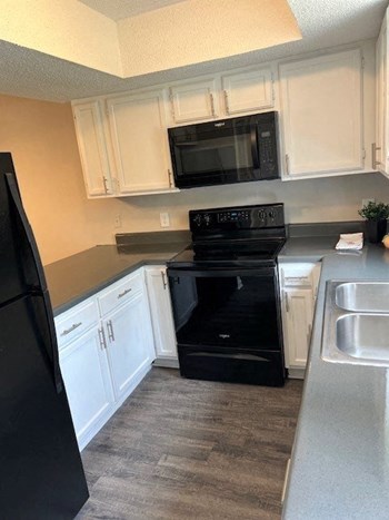 Kitchen - Photo Gallery 10