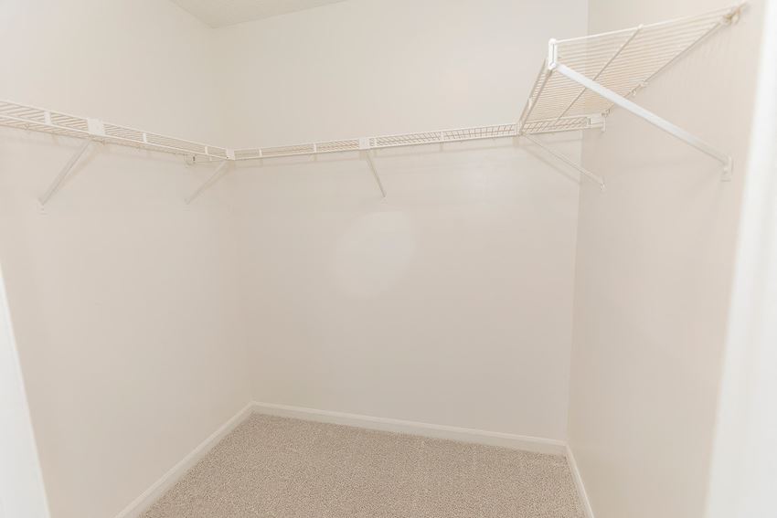 Littlestone Apartments, 1008 Village Green Crossing, Gallatin, TN