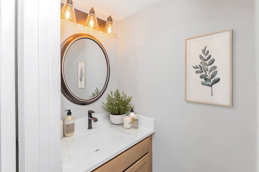 Littlestone Apartments, 1008 Village Green Crossing, Gallatin, TN