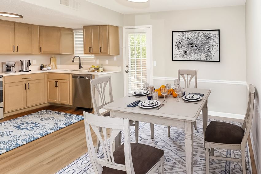 Littlestone Apartments, 1008 Village Green Crossing, Gallatin, TN