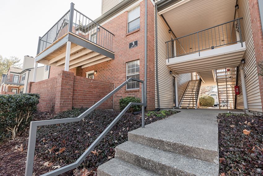 Littlestone Apartments, 1008 Village Green Crossing, Gallatin, TN