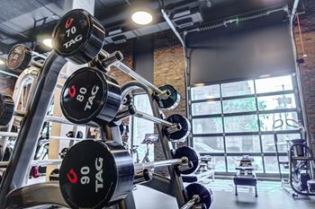 Expansive fitness center with state-of-the-art cardio, strength and crossfit-style equipment