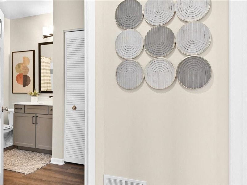 wall decor inside a home in the Farmington Lakes community