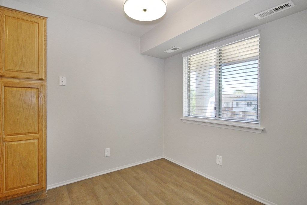 dining area of a Romulus apartment