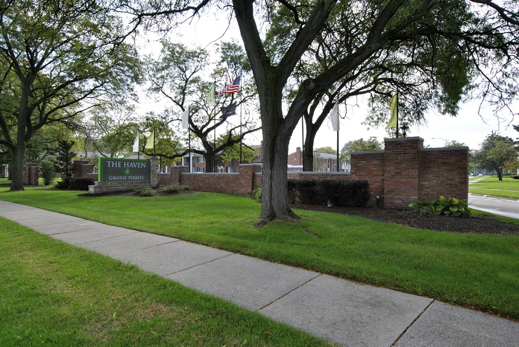 walkway near The Haven at Grosse Pointe
