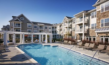 195 Waukegan Rd Studio-3 Beds Apartment for Rent - Photo Gallery 2