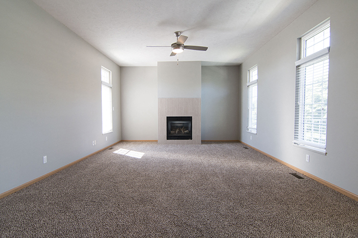 Large and bright living room at Cascade Pines Town-homes Lincoln Nebraska