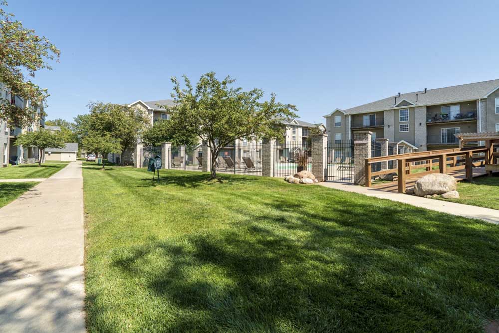 Greenspace around Eagle Run Apartments in northwest Omaha 68164
