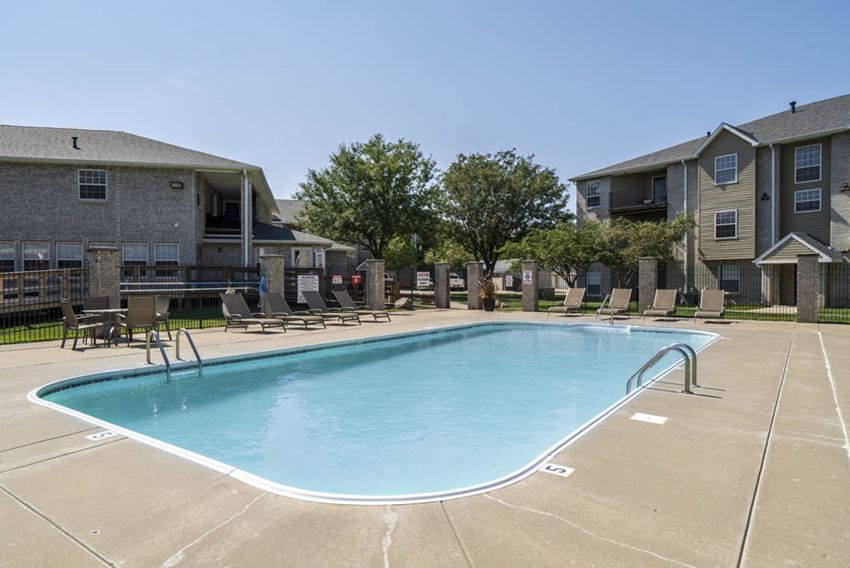 Outdoor pool at Eagle Run Apartments in northwest Omaha 68164 - Photo Gallery 1