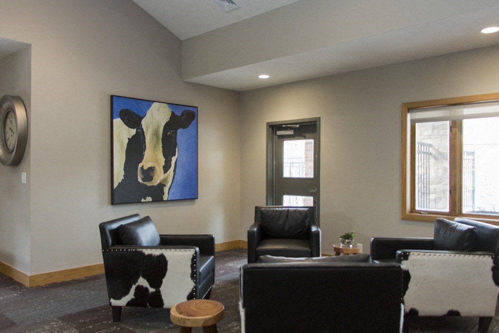 clubhouse interior Fountain Glen apartments