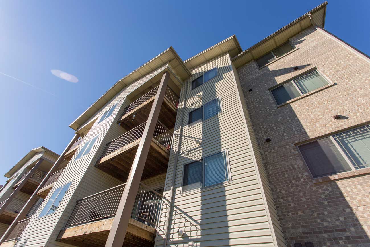 Grand Legacy Town Homes next to Zorinsky Park in Omaha NE