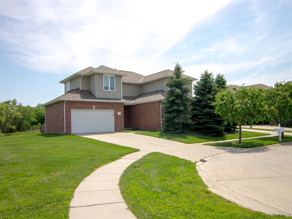 Outside View of Cascade Pines Duplex in Lincoln NE