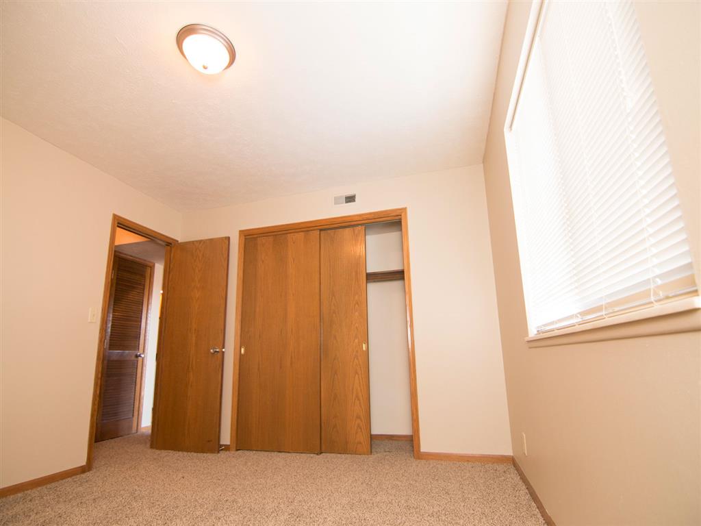 closet space in bedroom at Fountain Glen Apartments in Lincoln Nebraska