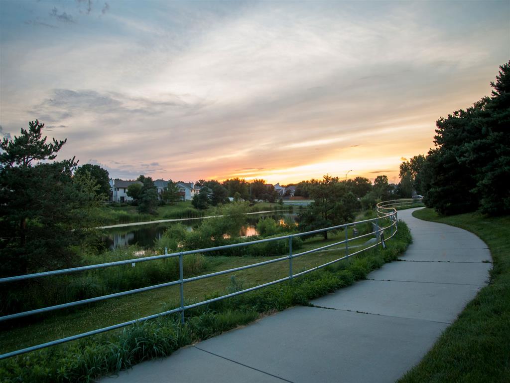 bike and walking path at Pine Lake Heights Apartments in Lincoln Nebraska