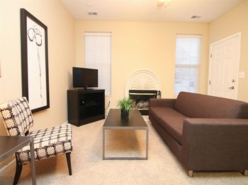 amazing living room at Ridge Pointe Villas in Lincoln Nebraska - Photo Gallery 26