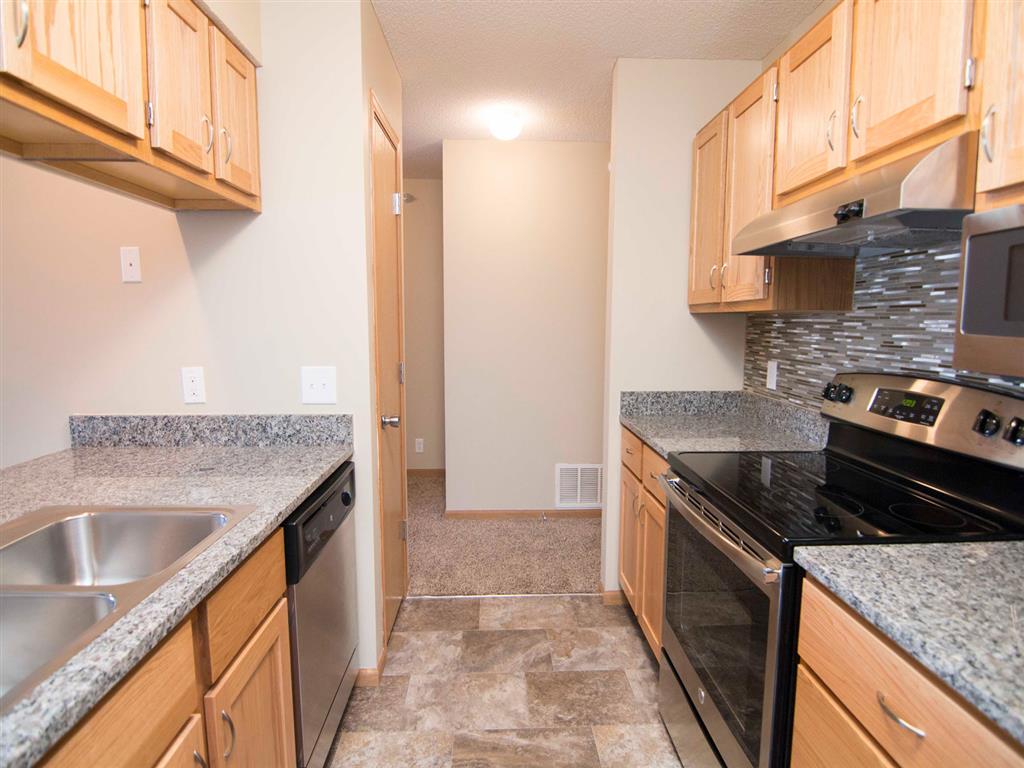 Interiors-Skyline View Apartments Updated Kitchen in Lincoln NE