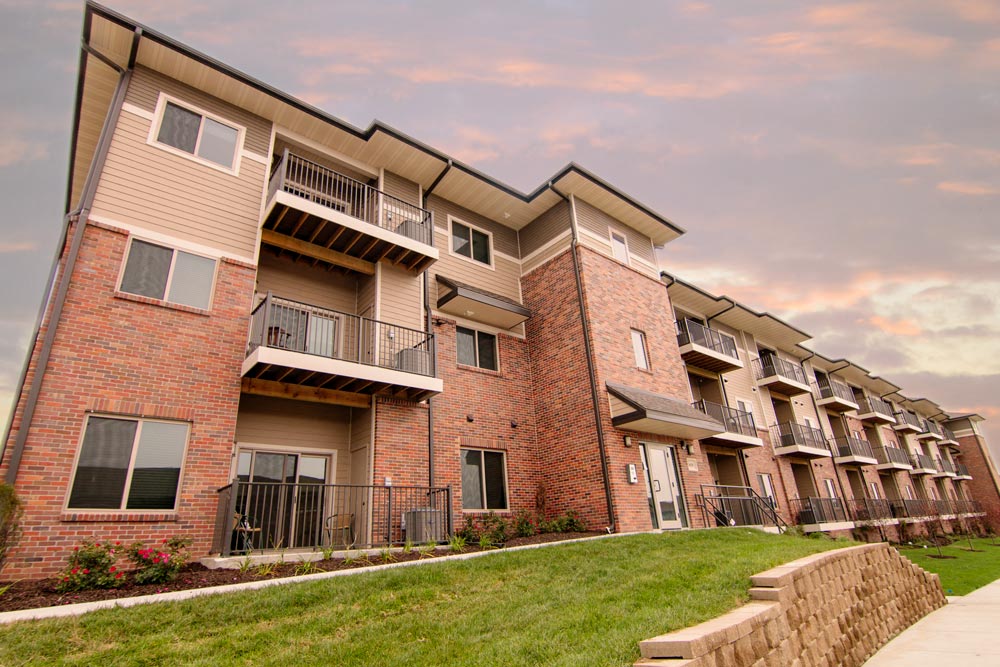 Flats-style apartment building at North Pointe Villas luxury apartments in north Lincoln 68521