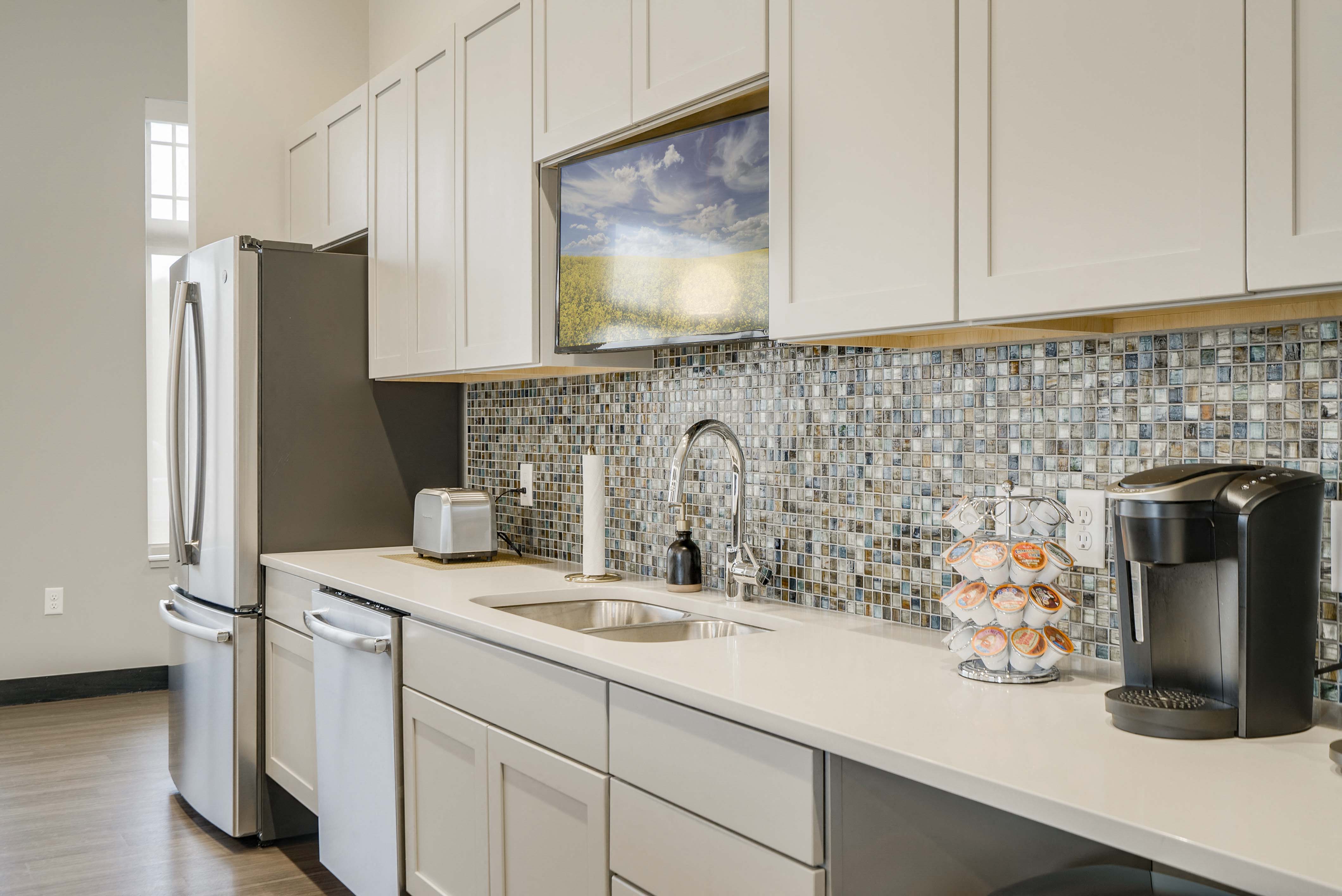 Modern and luxurious clubhouse at The Flats at Shadow Creek new luxury apartments in east Lincoln NE 68520