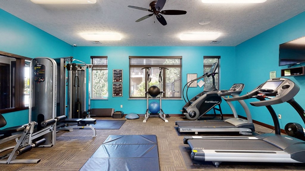 a 24 hour gym with exercise equipment