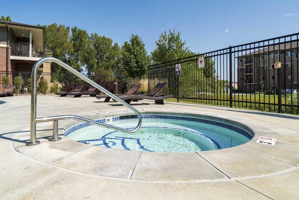 Hot tub at Villas of Omaha in northwest Omaha NE 68116