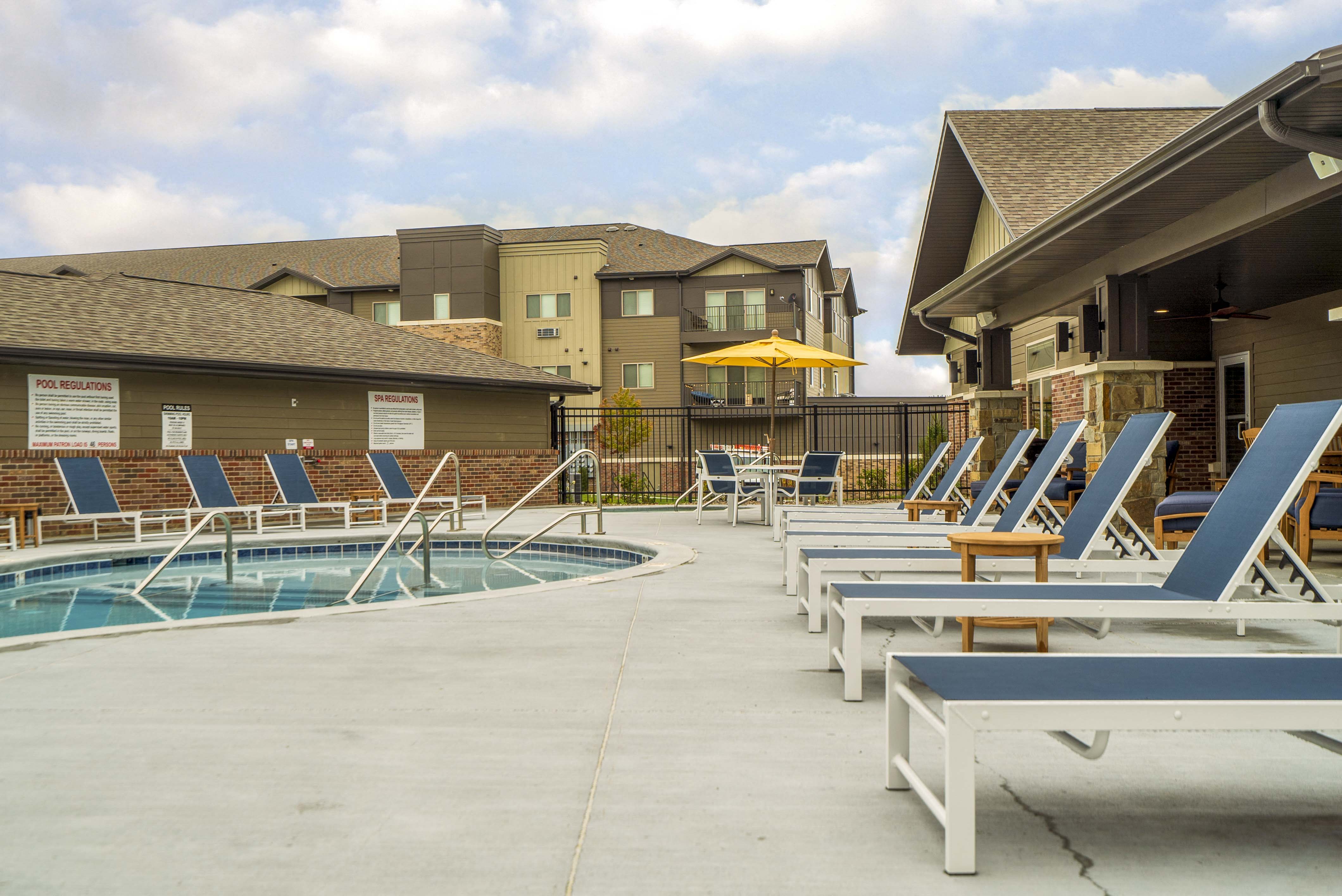 Luxury pool and hot tub view of WH Flats new luxury apartments in south Lincoln NE 68516