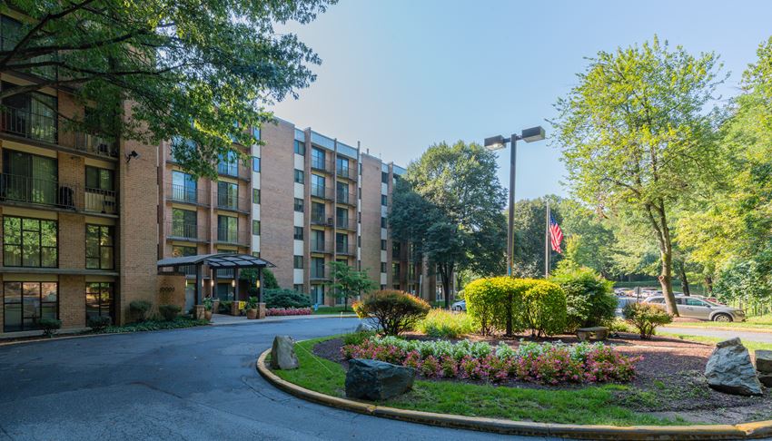 10000 Brunswick Avenue 1 Bed Apartment, Affordable for Rent - Photo Gallery