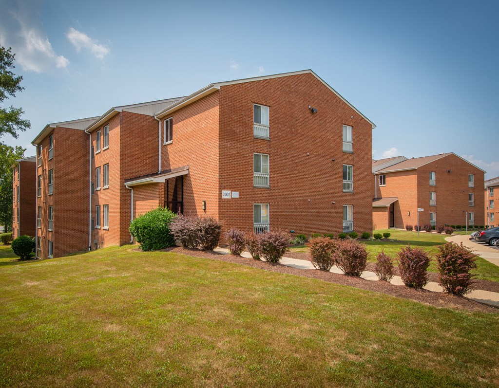 Wakefield Terrace Apartments exterior building
