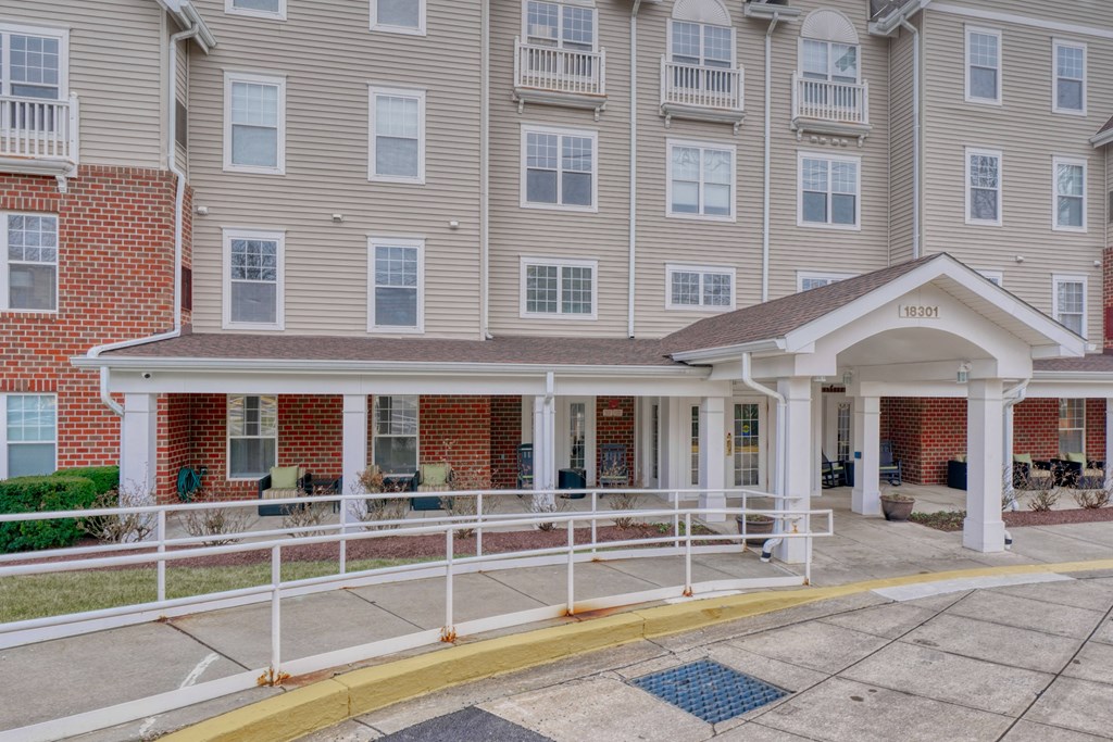 exterior Willow Manor at Fair Hill Farm